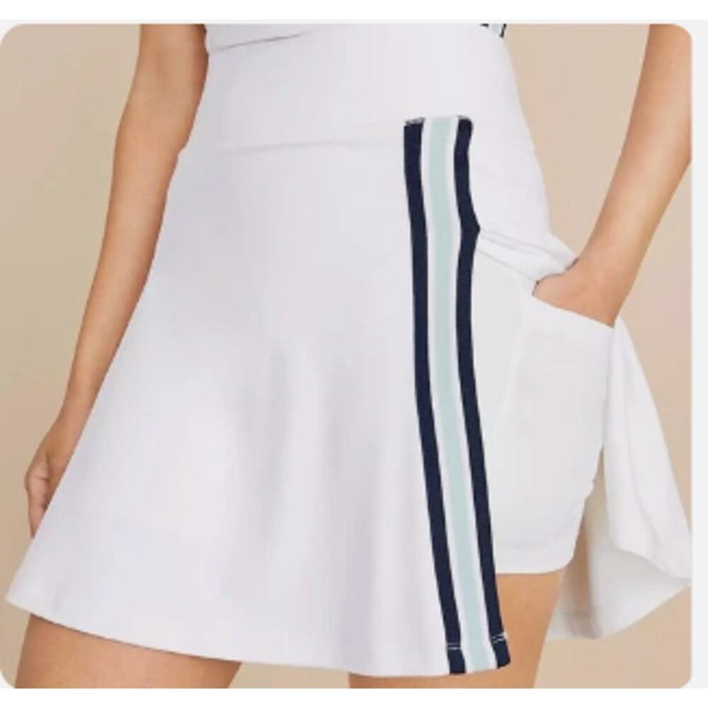 Lou & Grey Luvstretch White Overlap Skort Women’s Large Sporty Stretch